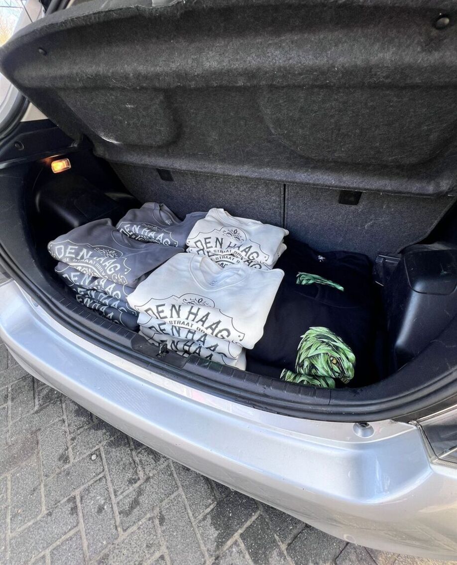 Auto Bestellingen Truien